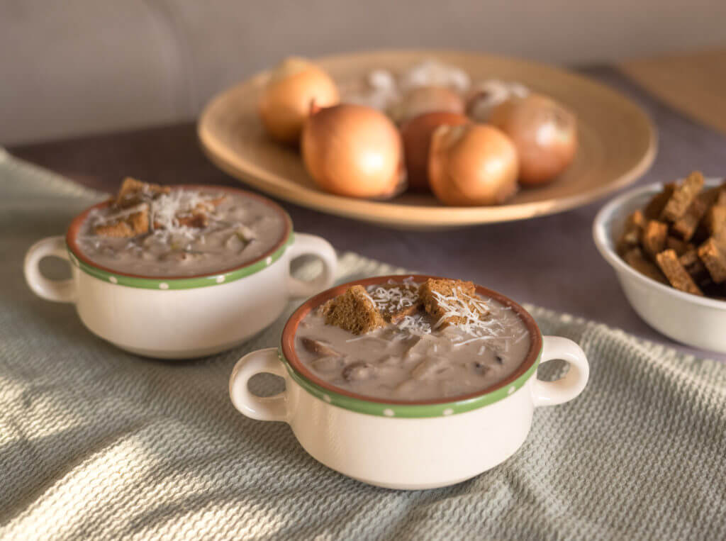מרק בצל ופטריות